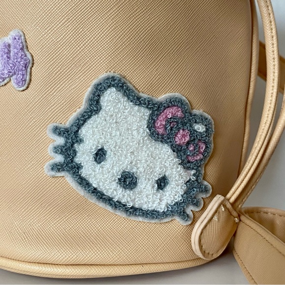 Hello Kitty bucket bag - Picture 5 of 14